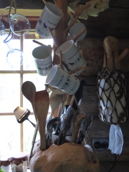 Soarvi cabin mug tree